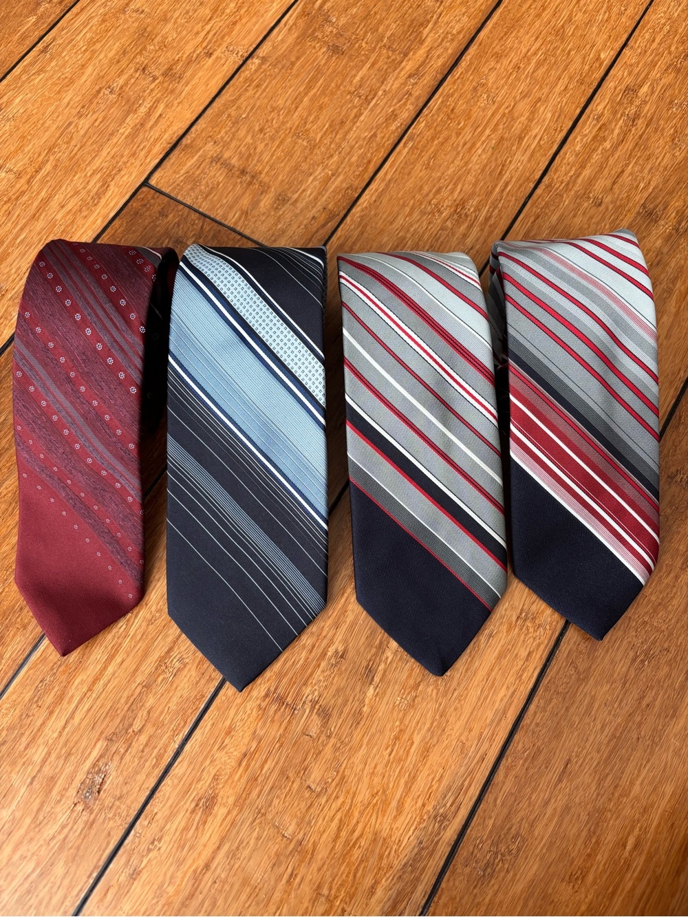Set of 4 Wemlon by Wembley Men’s Dress Ties